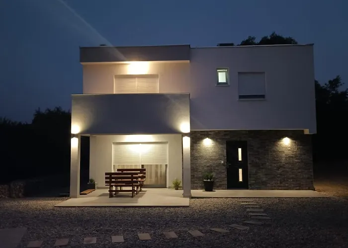 Βίλα Magdalena Zavojane